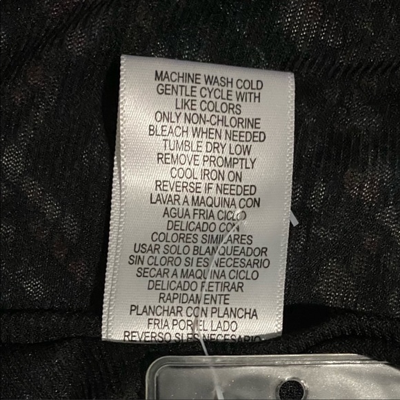 LIKE NEW Cheztu midi dress with a fit and flare feel. - Picture 8 of 9